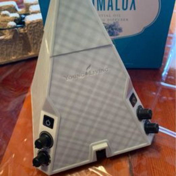 NWOT Aroma Lux Diffuser - Picture 4 of 6